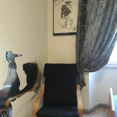 Delightful Apartment 100 Meters From The Colosseum Exterior photo